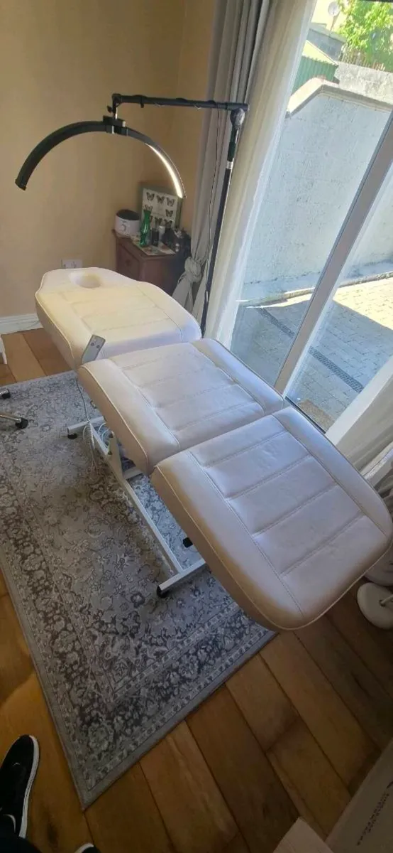Electric beauty bed - Image 3