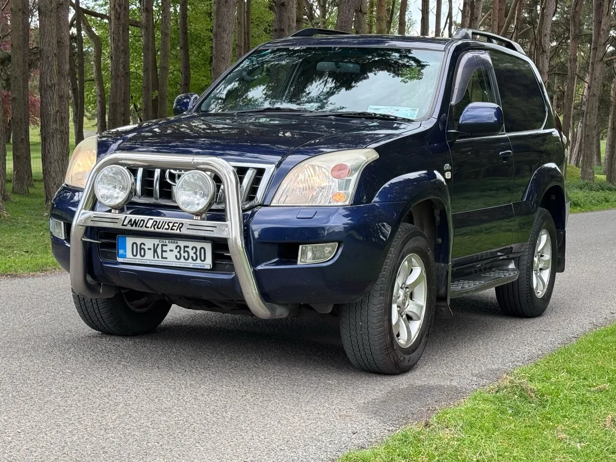 Toyota Land Cruiser - Image 3