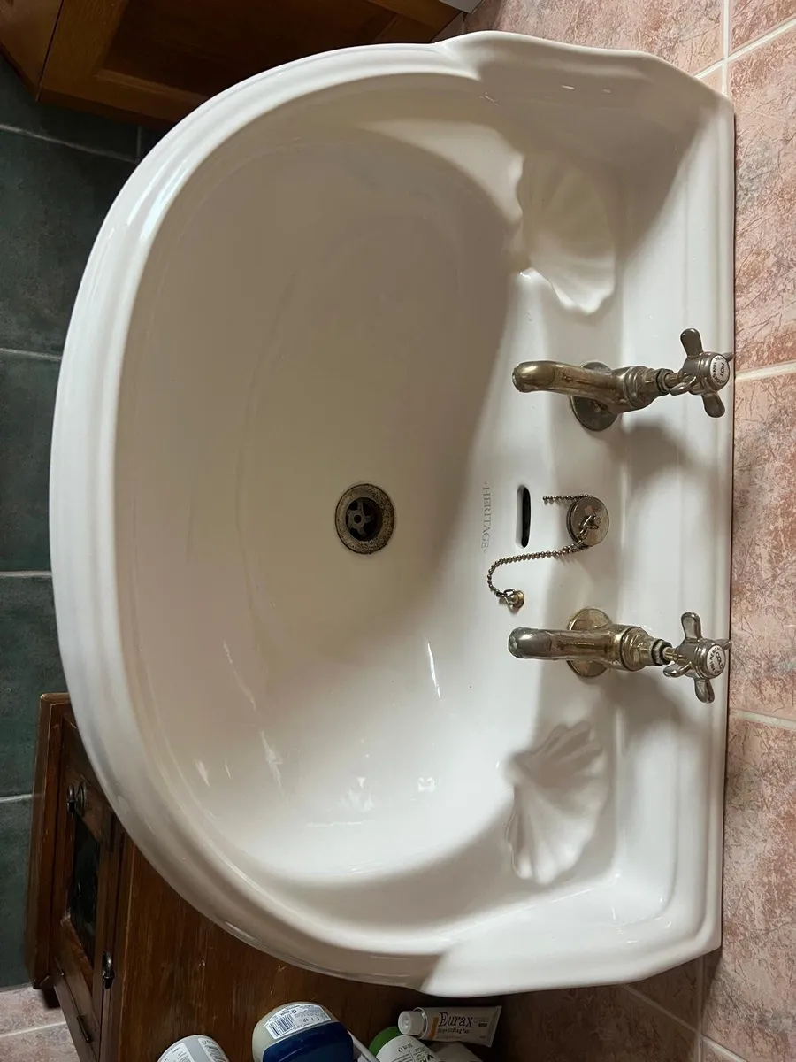 Heritage Bathroom - Image 3