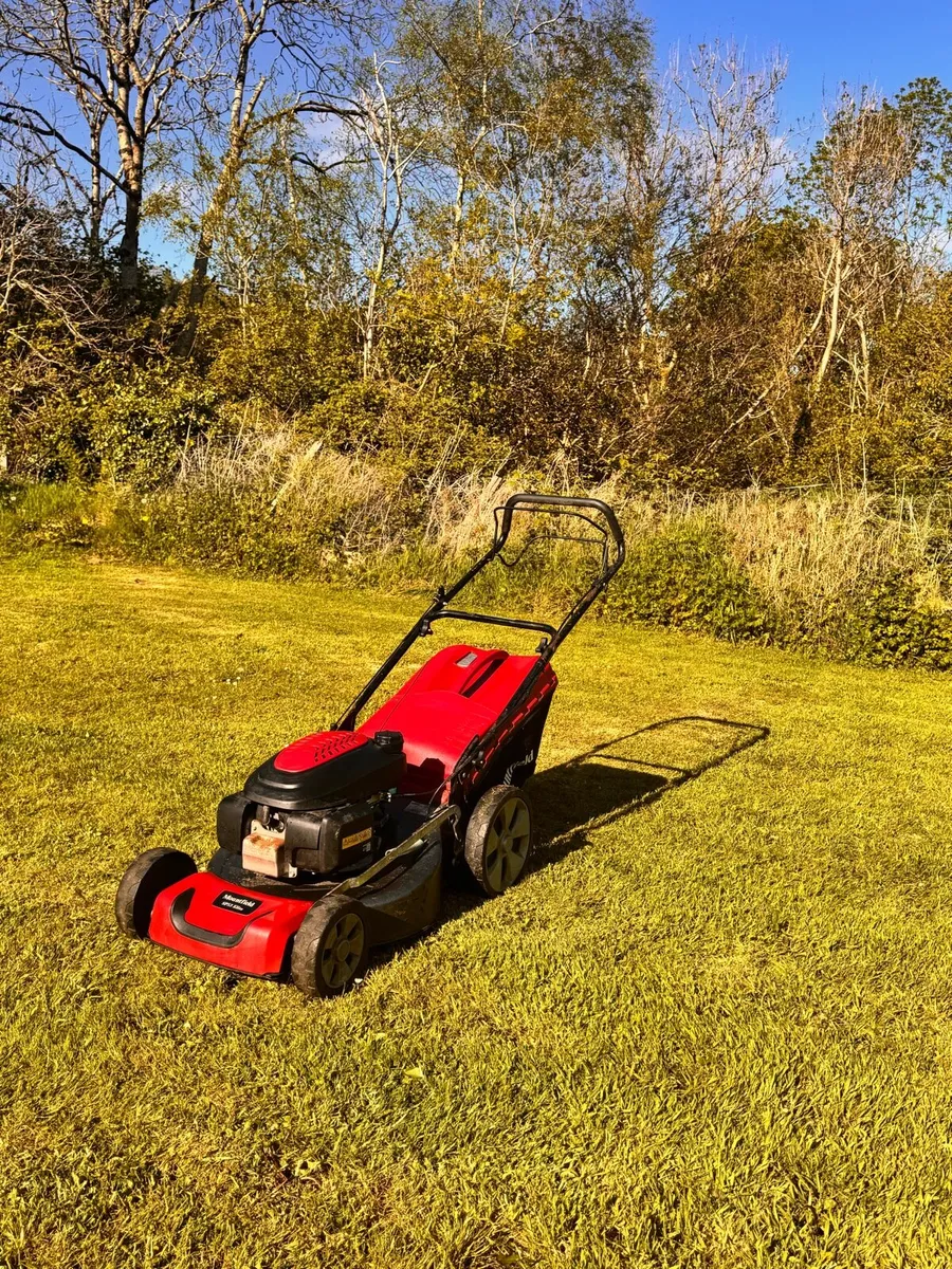 Mount field push lawnmower - Image 2