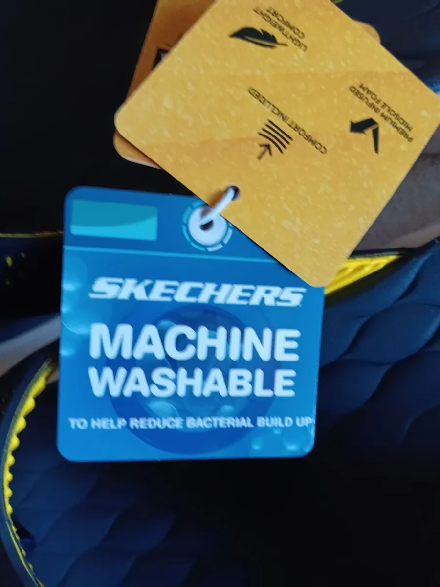 SKECHERS  MENS FLIP FLOPS (NEW) - Image 3