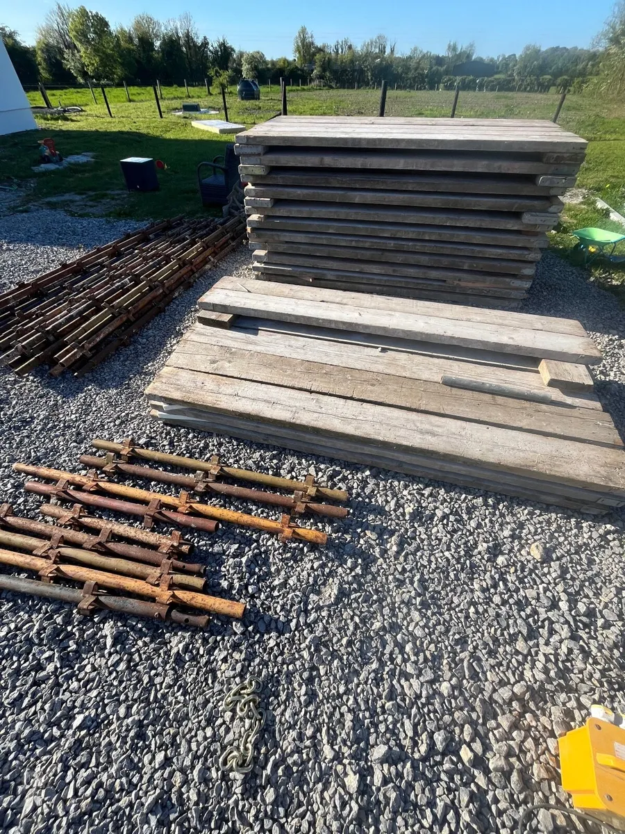 Scaffolding - Image 4