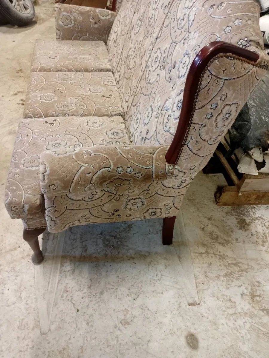 Sofa and 1Armchair - Image 3