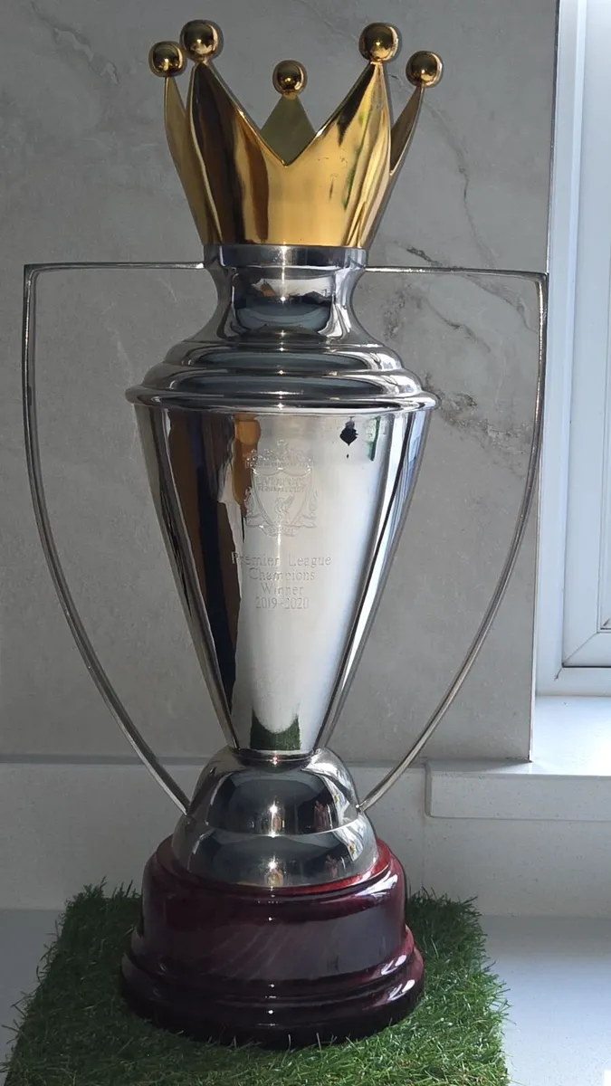 metal replica  trophys - Image 1