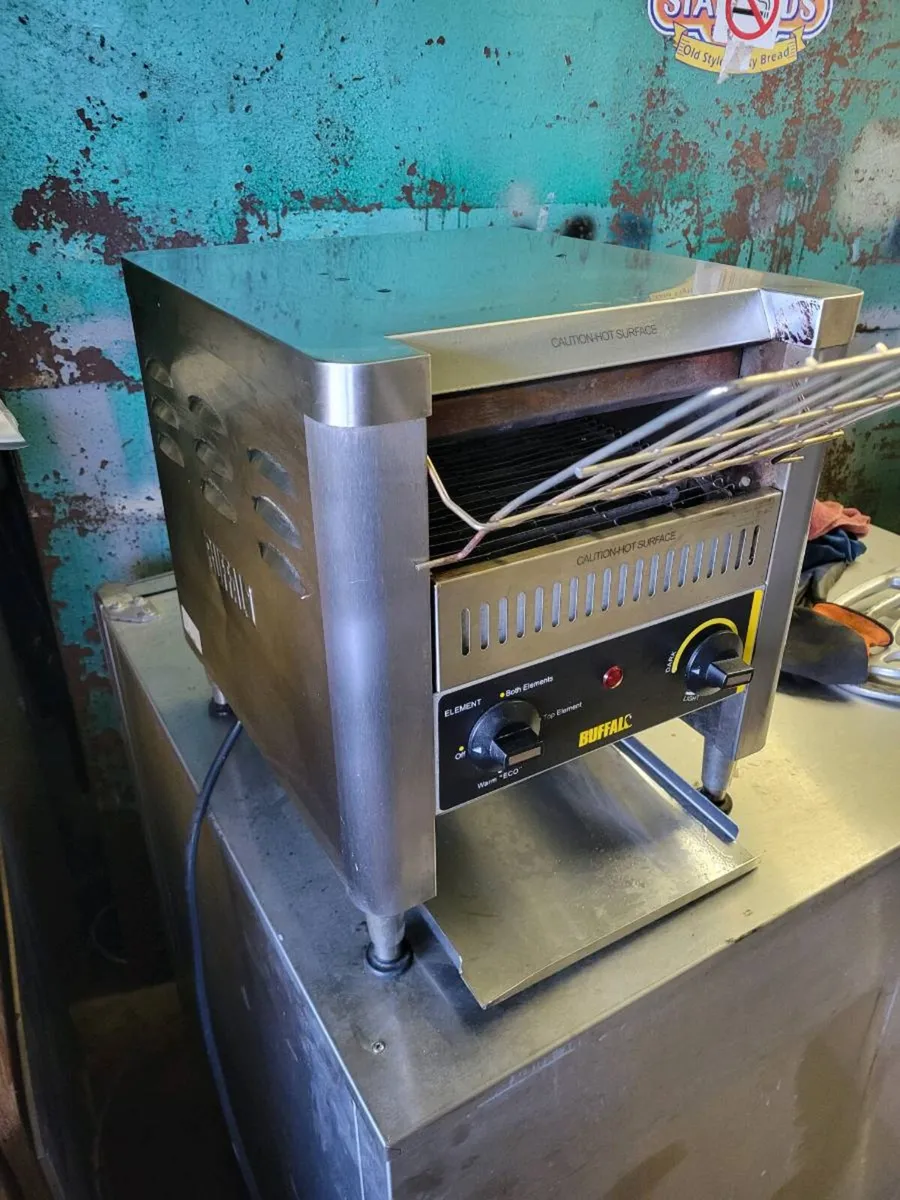 Toaster Conveyor Toaster BUFFALO - Image 1