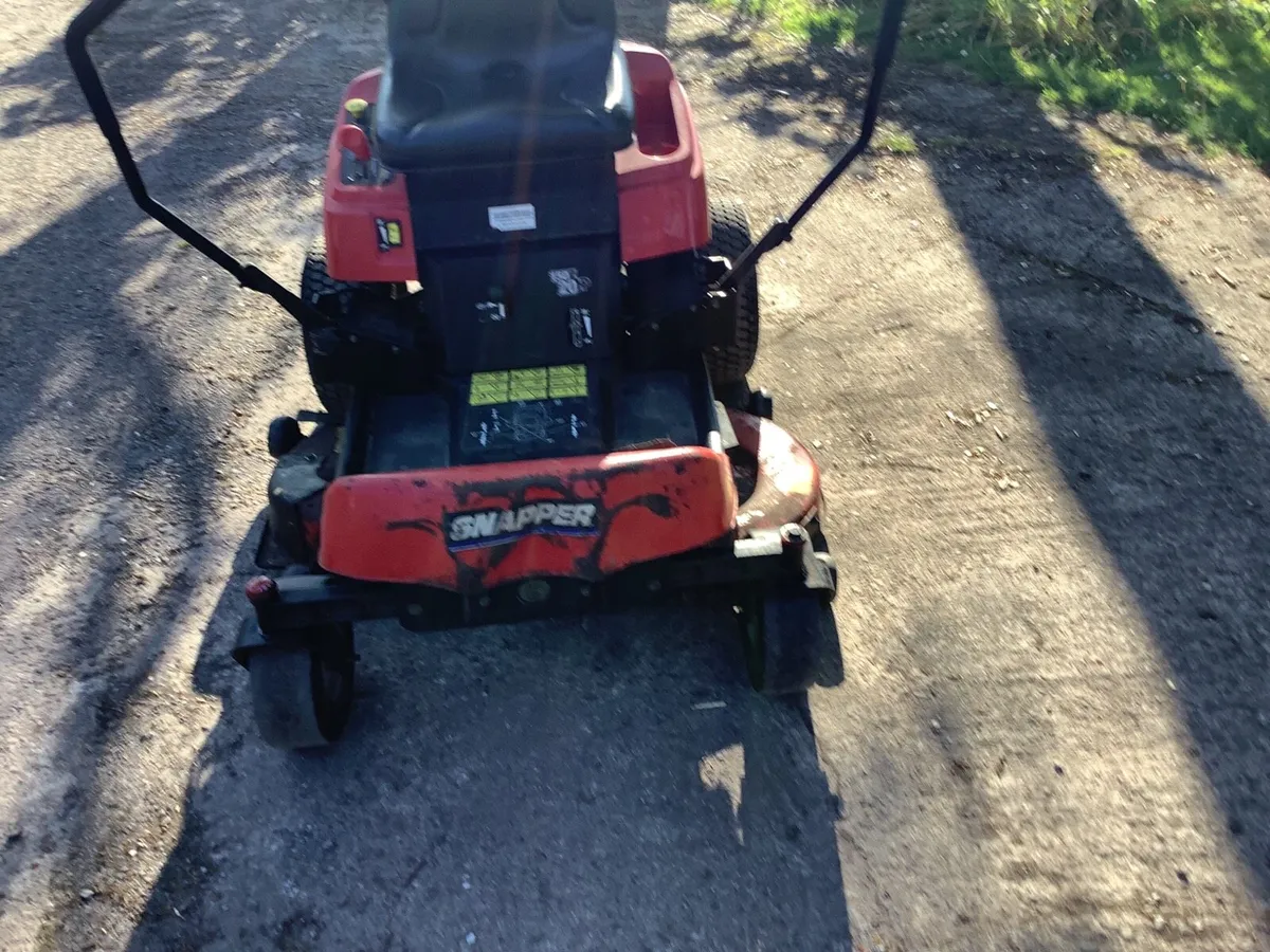 Zero turn mower - Image 2