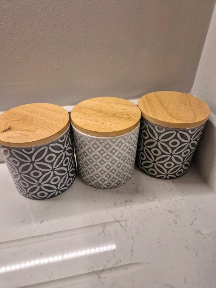 Set of 4 Tea, Coffee, Sugar Ceramic Cannisters - Image 4