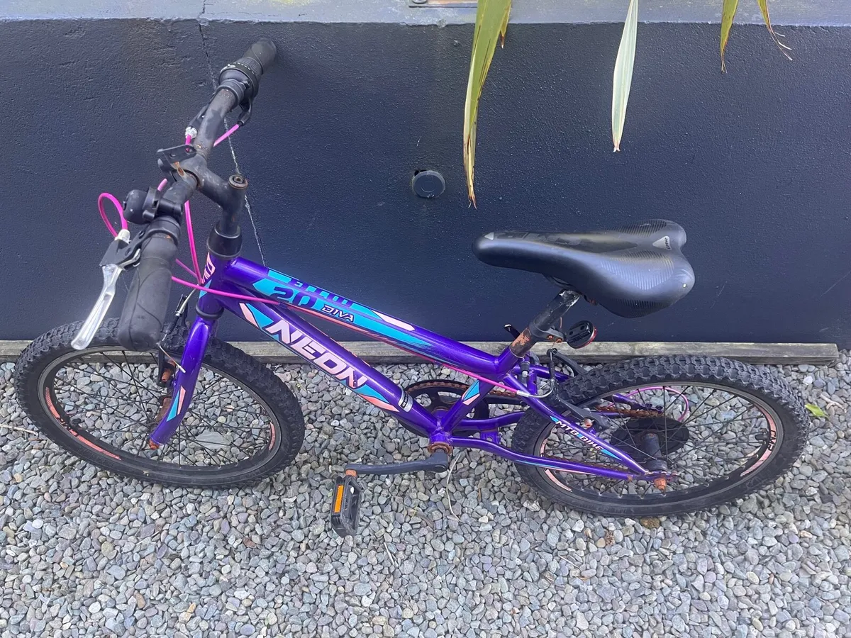 Kids bike - Image 1