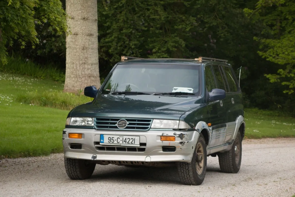 SsangYong Musso 1995 - Image 1