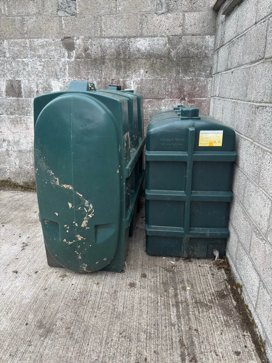 Oil tanks - Image 1