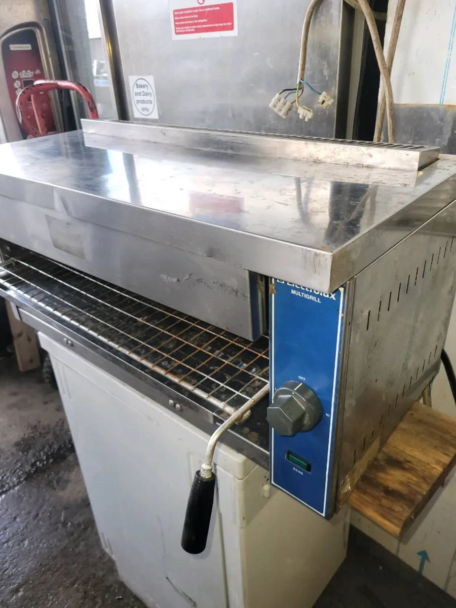 Grill Salamandra Electric ELECTROLUX-ZANUSS - Image 1