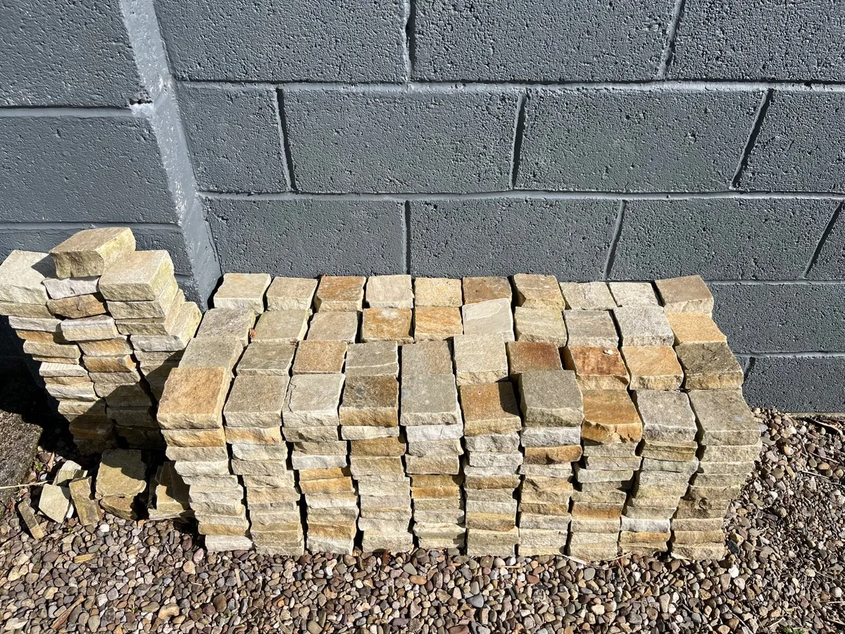 Donegal Quartz Paving Cobble Stone - Image 2