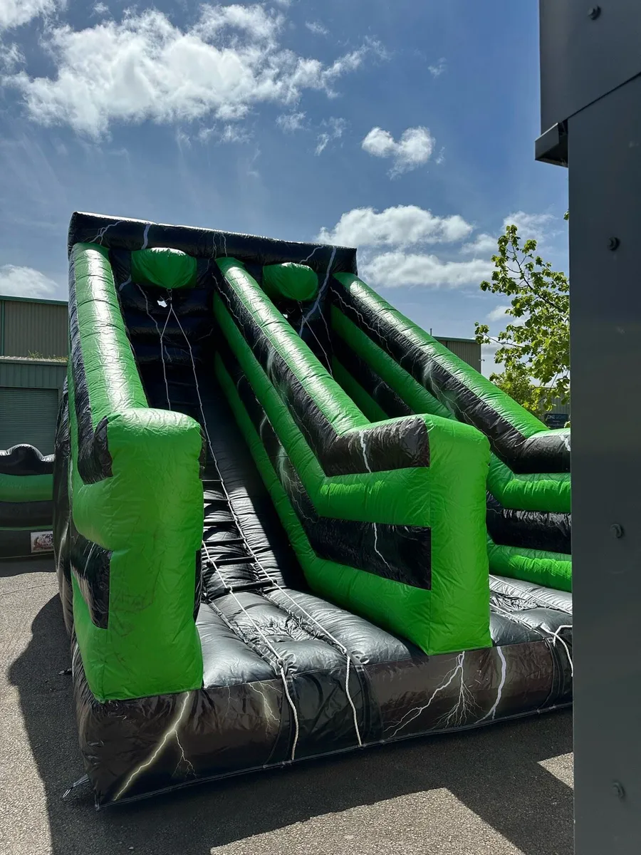 Unclimbable Ladder/Giant Twin Slide bouncy Castle - Image 1