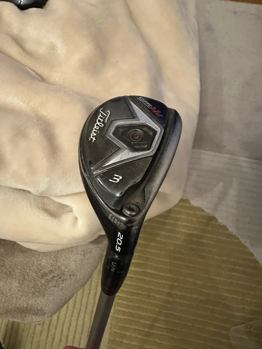 Titleist 915 3hybrid - Image 1