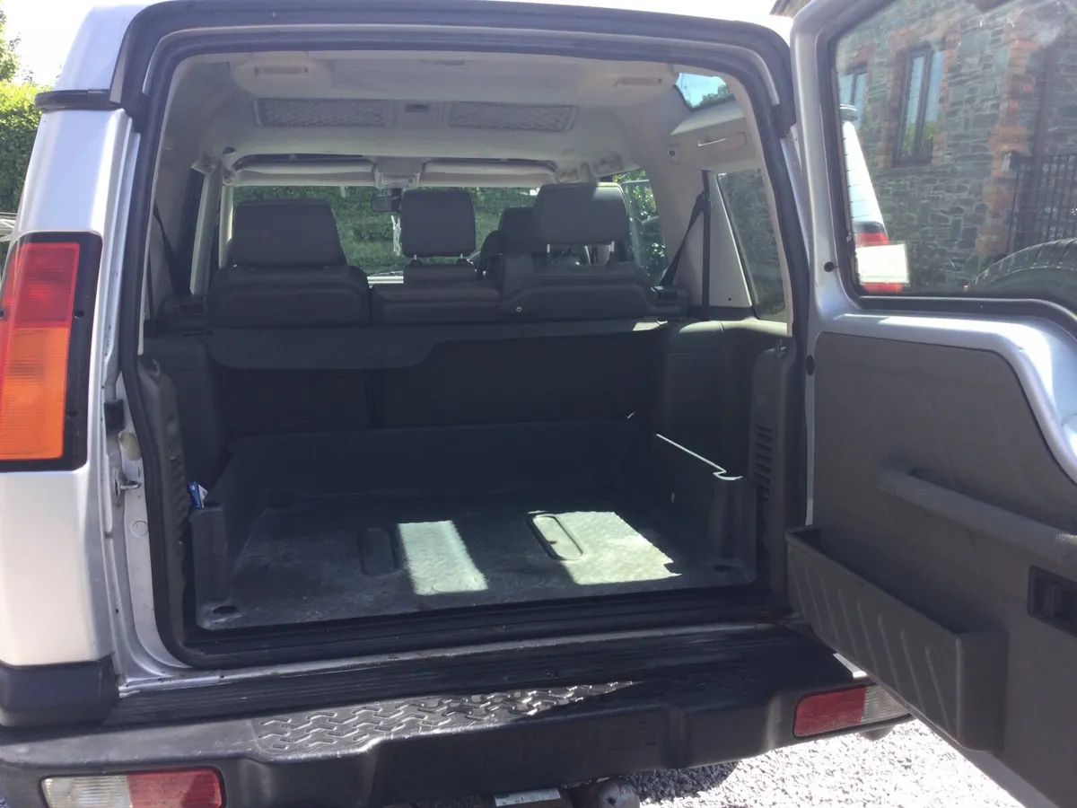 Land Rover Discovery 2003 - Image 4