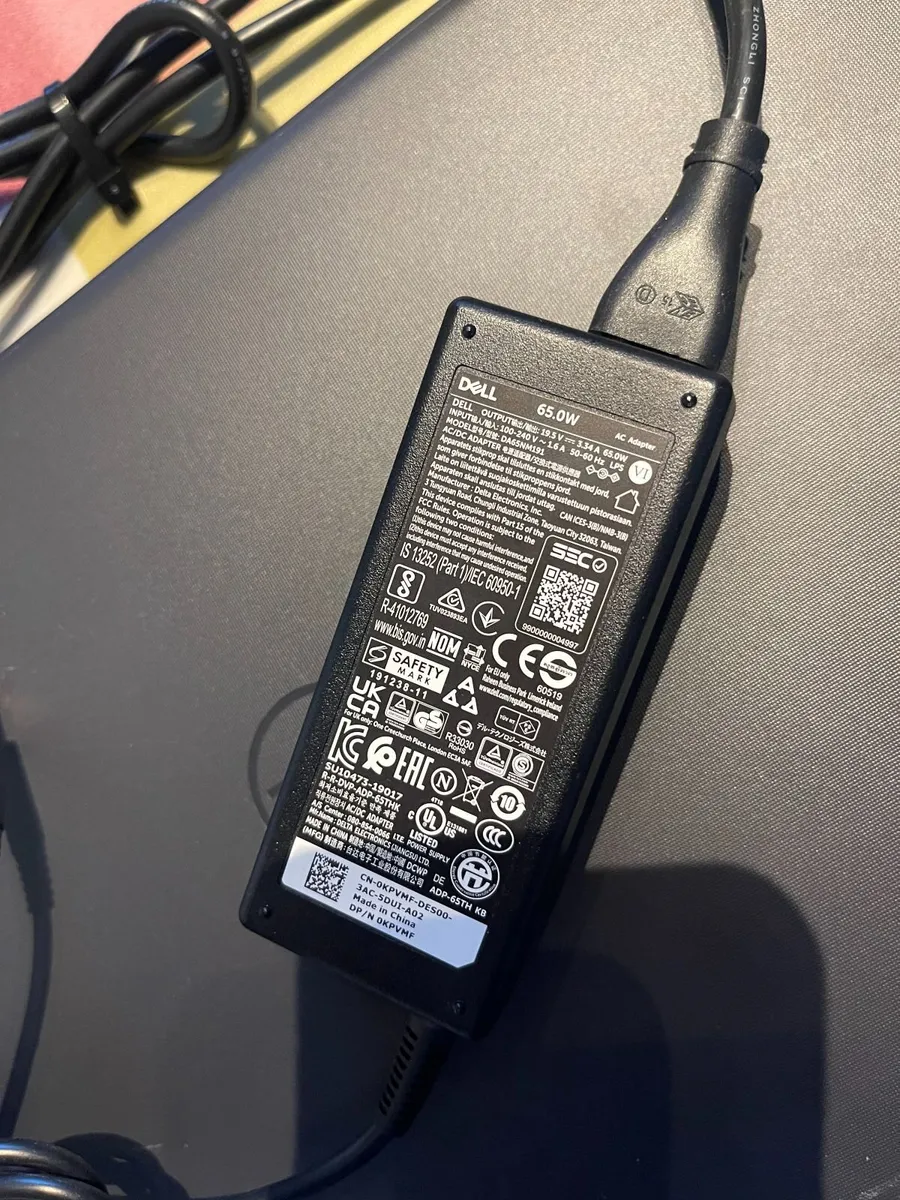 Dell Vostro 3520 - i5(12th)-16GB-2xSSD - Image 2