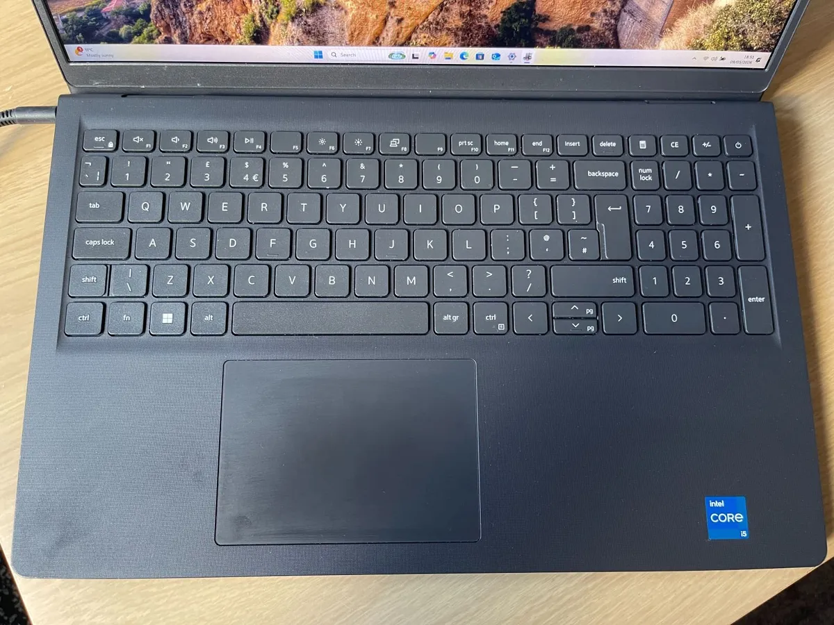 Dell Vostro 3520 - i5(12th)-16GB-2xSSD - Image 4