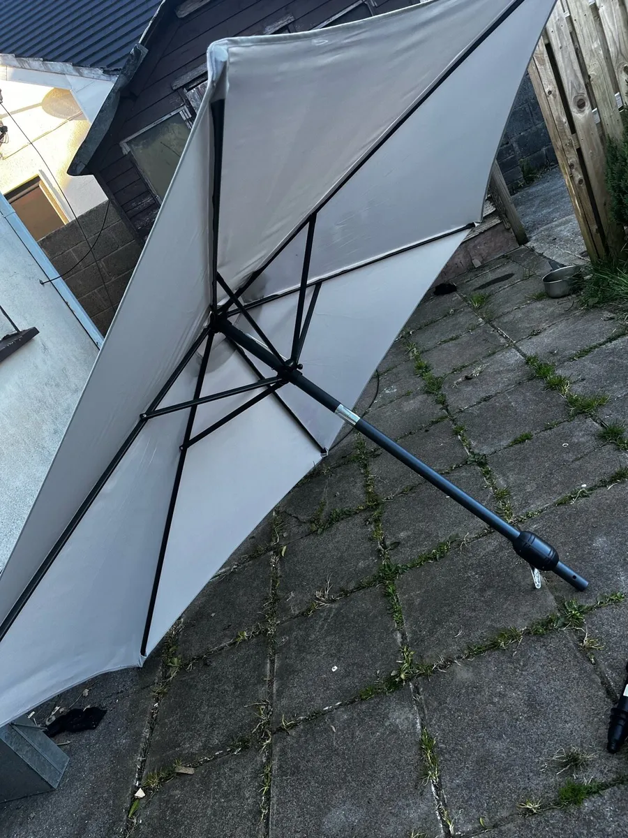 Garden parasol - Image 2