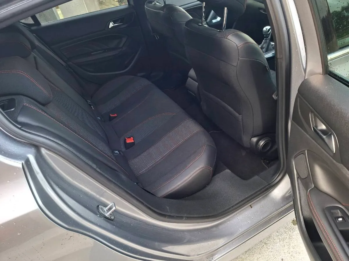 Peugeot 308 hdi gt line - Image 4