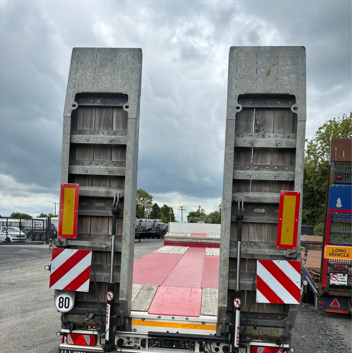 Max 3 axle lowloader - Image 4