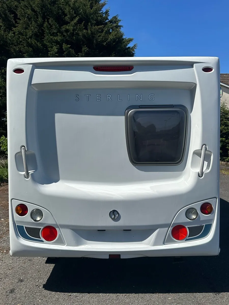 SWIFT STERLING EUROPA 520 4 BERTH - Image 4