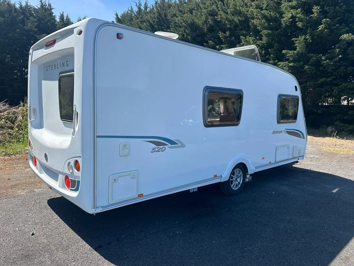 SWIFT STERLING EUROPA 520 4 BERTH - Image 3