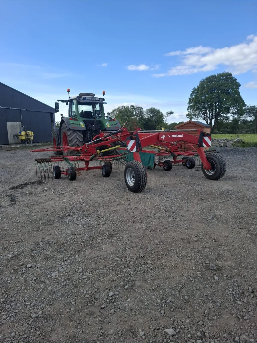 2017 kverneland 20ft rake - Image 3