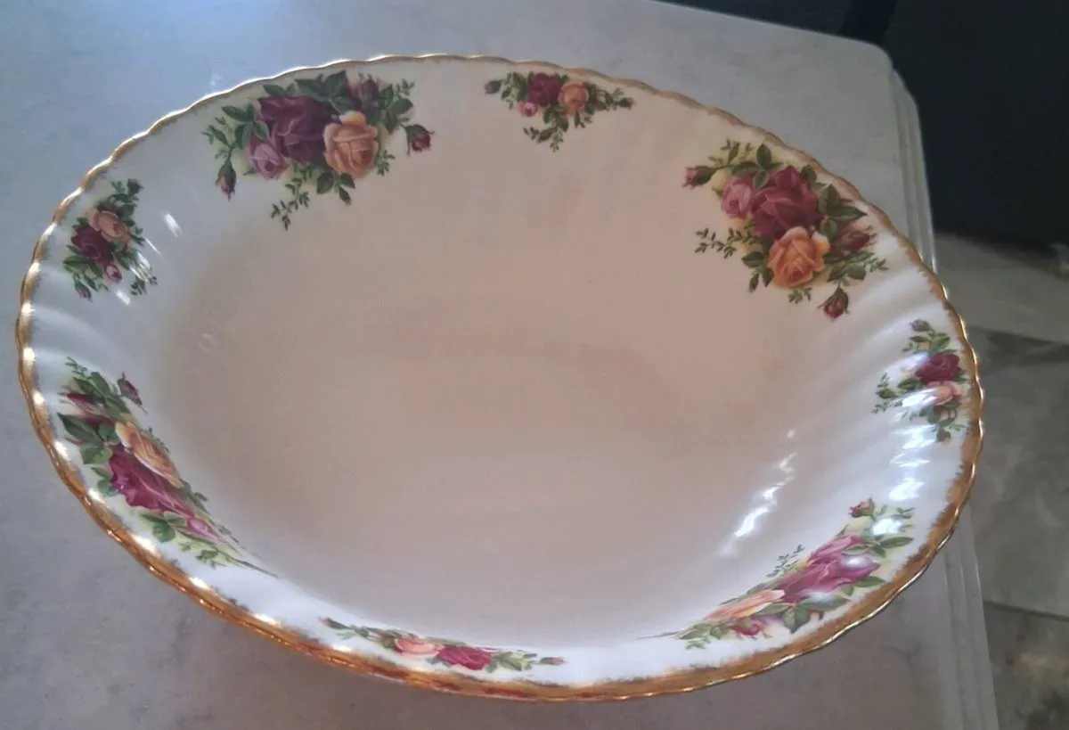 Old Country Roses Bowl - Image 2