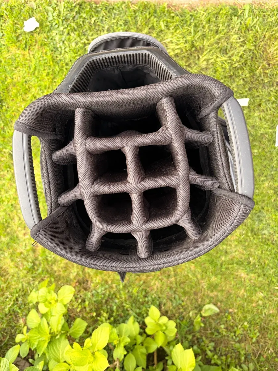 Taylormade Deluxe 14-way Cart Bag - Image 4