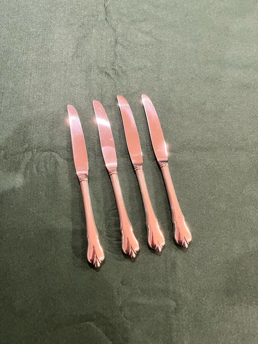 Vintage Wallace Sterling Silver Handled Knives - Image 2
