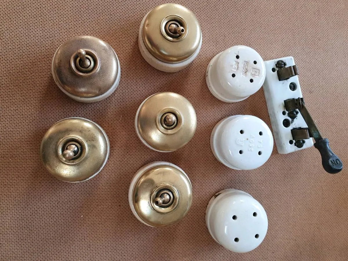Vintage  brass light  switches - Image 1