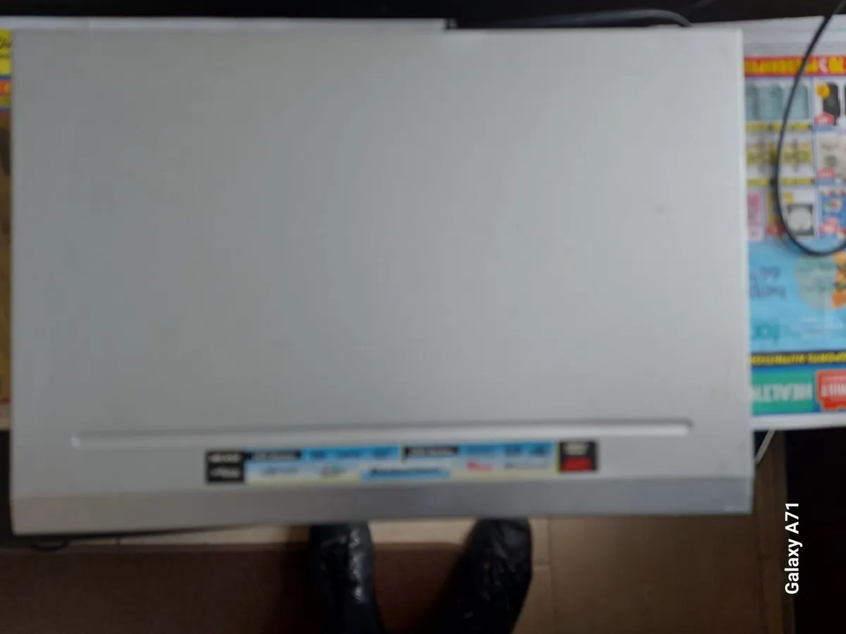 JVC DVD Player - Video Cassette Recorder, HR-XV2EK - Image 3