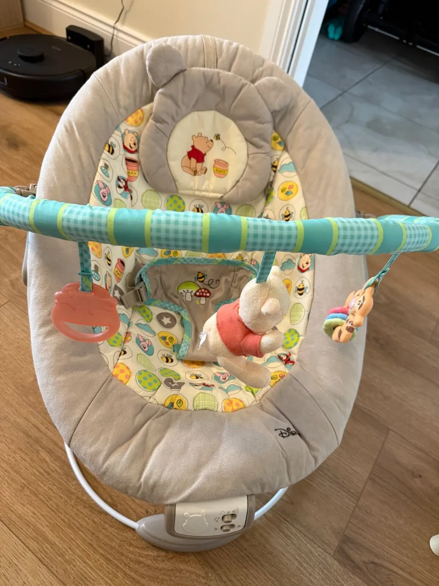 Baby bouncer - Disney theme - Image 1