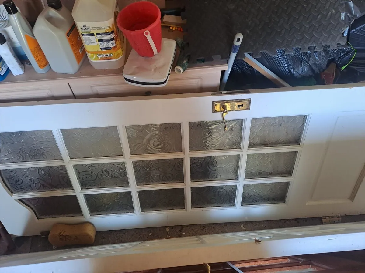 Internal doors - Image 2
