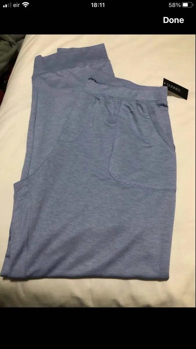 Ladies BNWT bottoms size L €5 - Image 1