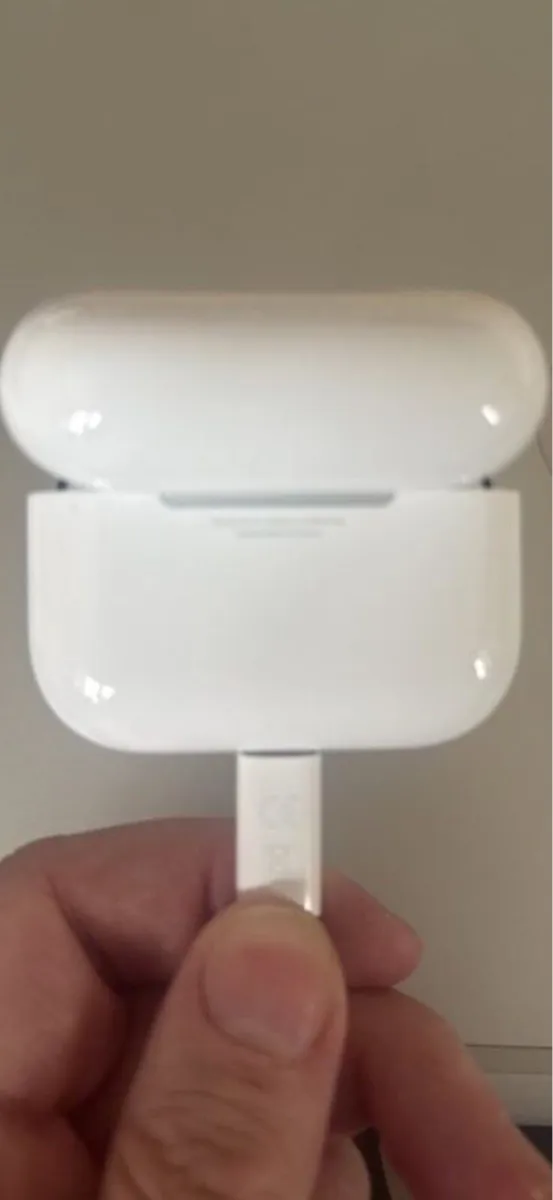 Apple AirPods 3 - Image 4