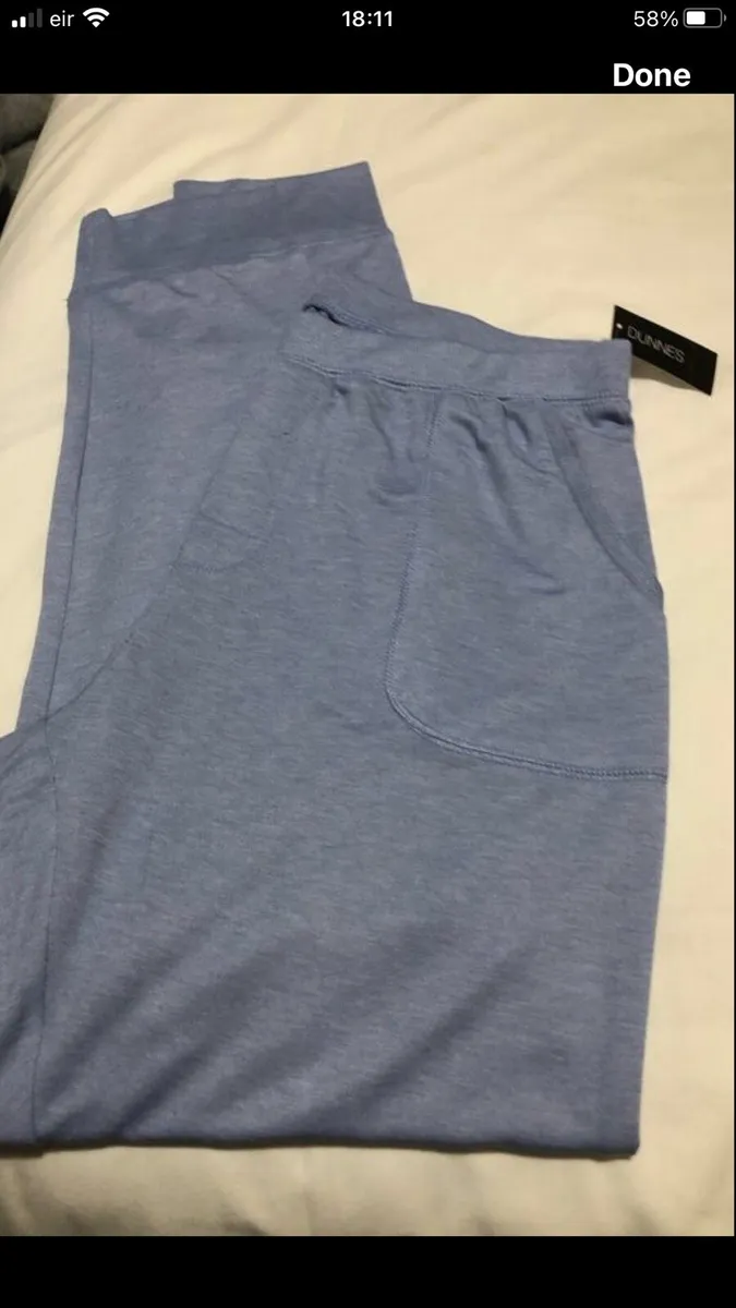 Ladies BNWT bottoms size L €5 - Image 3