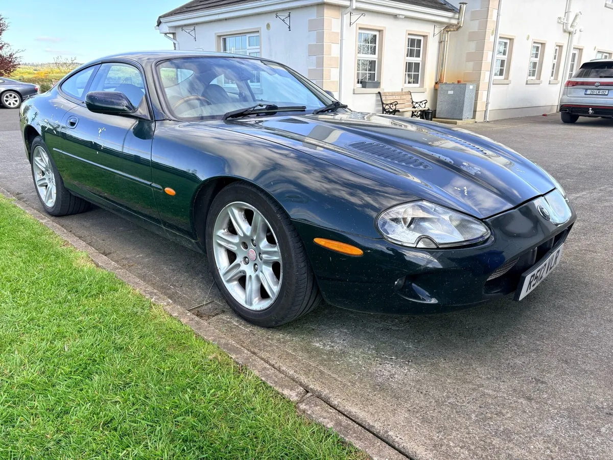 Jaguar XK8 - Image 4