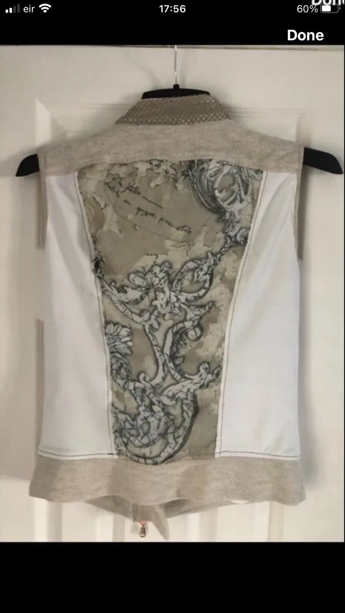 Ladies stunning waistcoat size 10 €10 - Image 2
