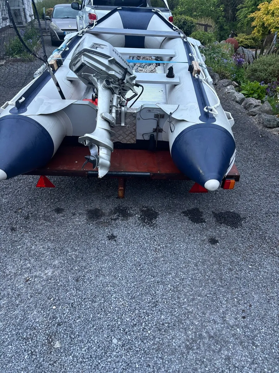 Viamare 3.8m boat - Image 2