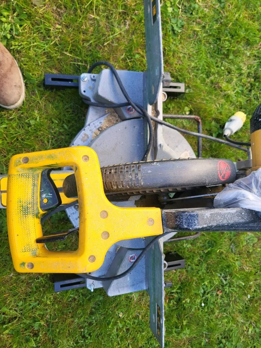 Dewalt chopsaw and stand - Image 3