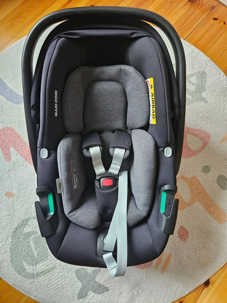 Maxi Cosi 360 Baby Seat - Image 2