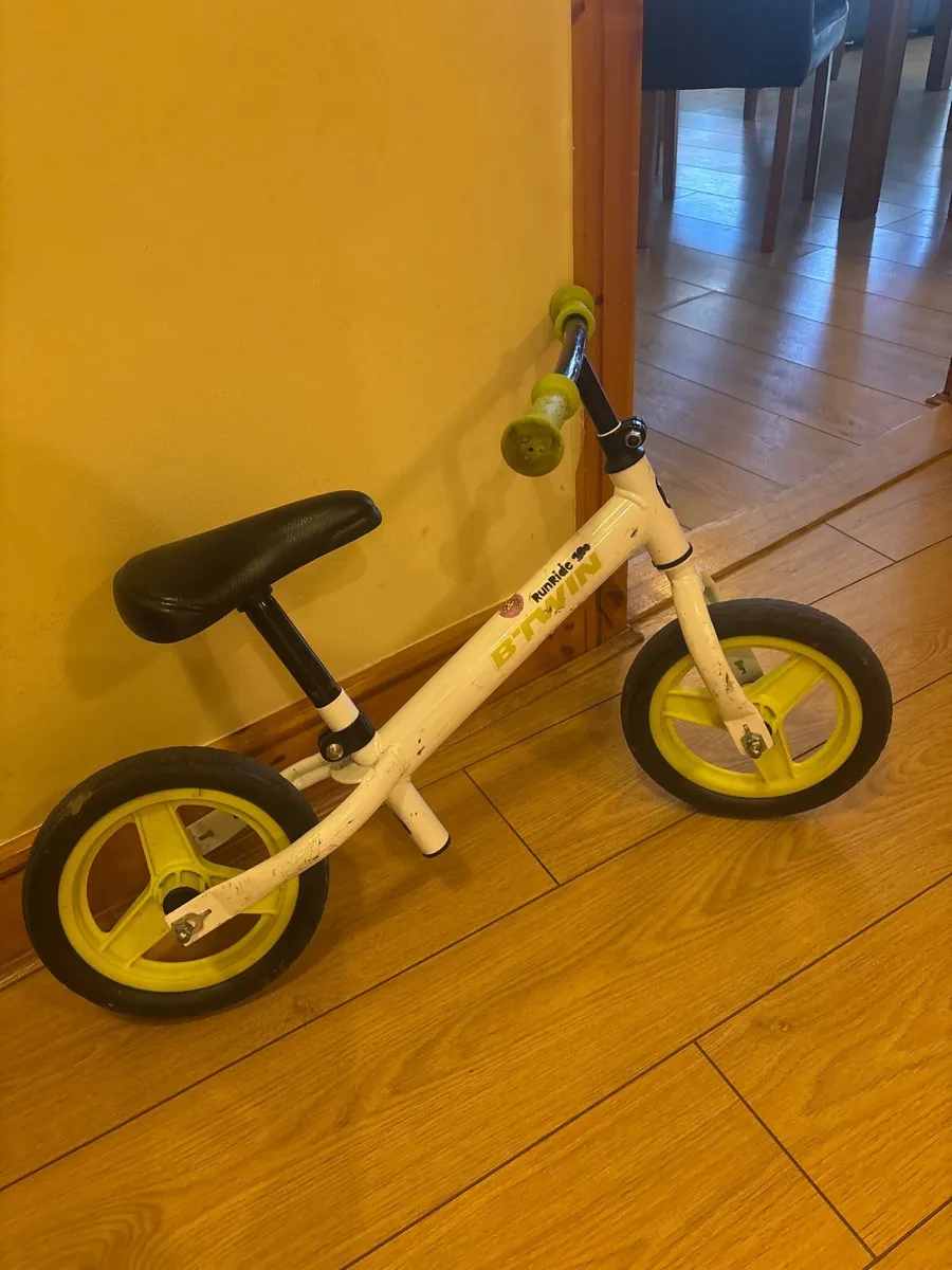 Kids balance bike