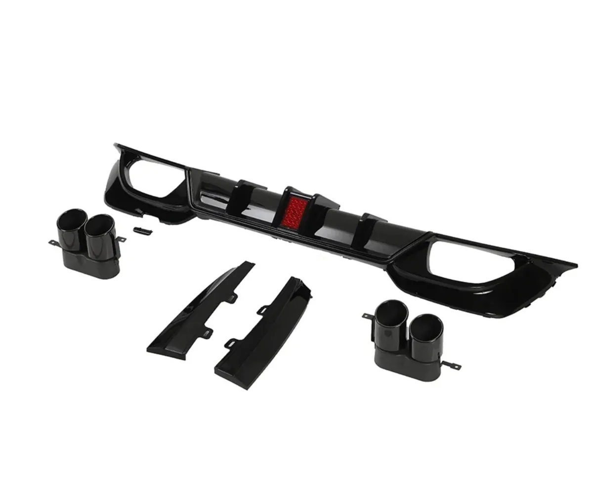 Rear diffuser with quad tips for BMW g20 2019-2022 - Image 2
