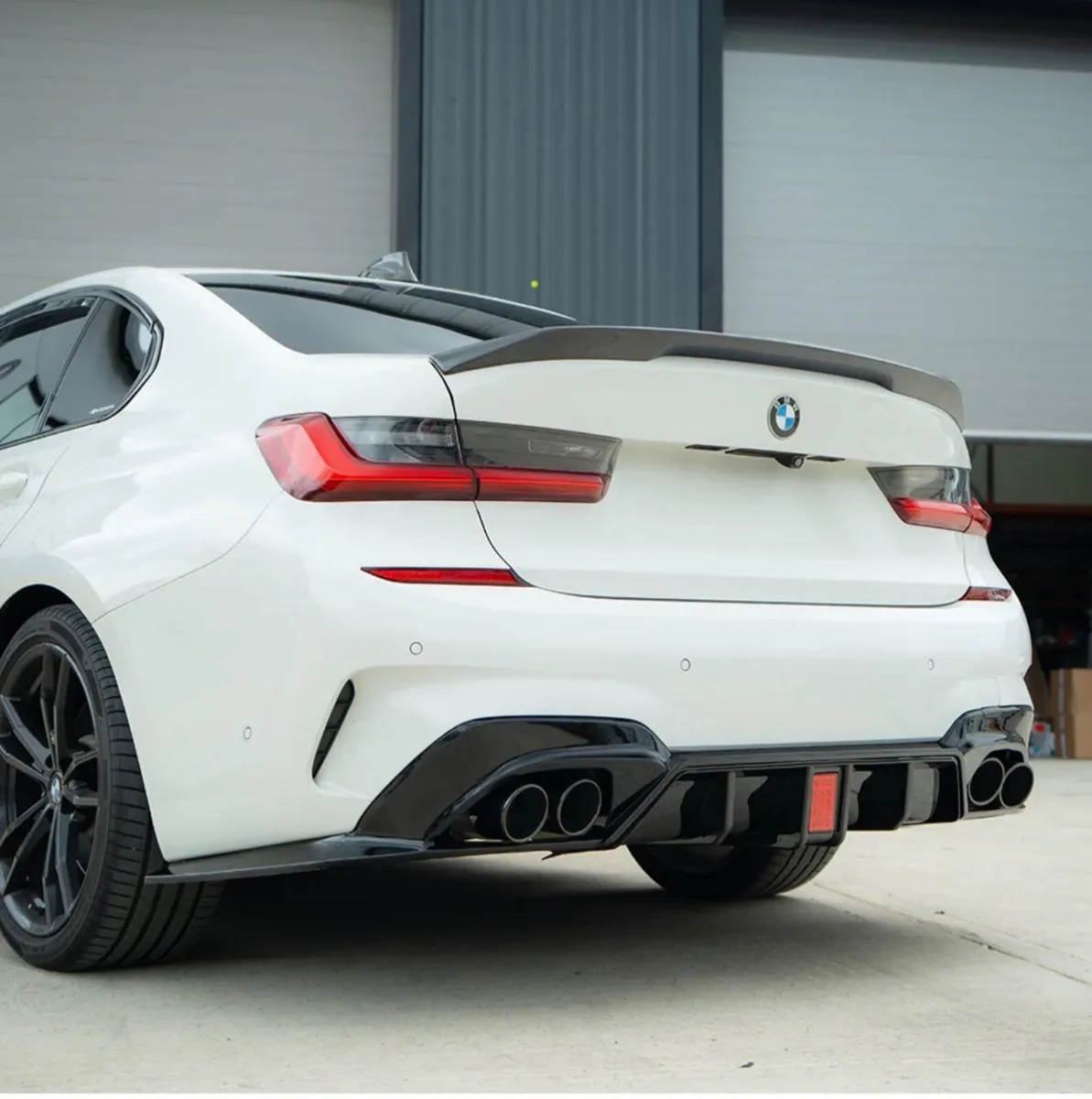 Rear diffuser with quad tips for BMW g20 2019-2022 - Image 1