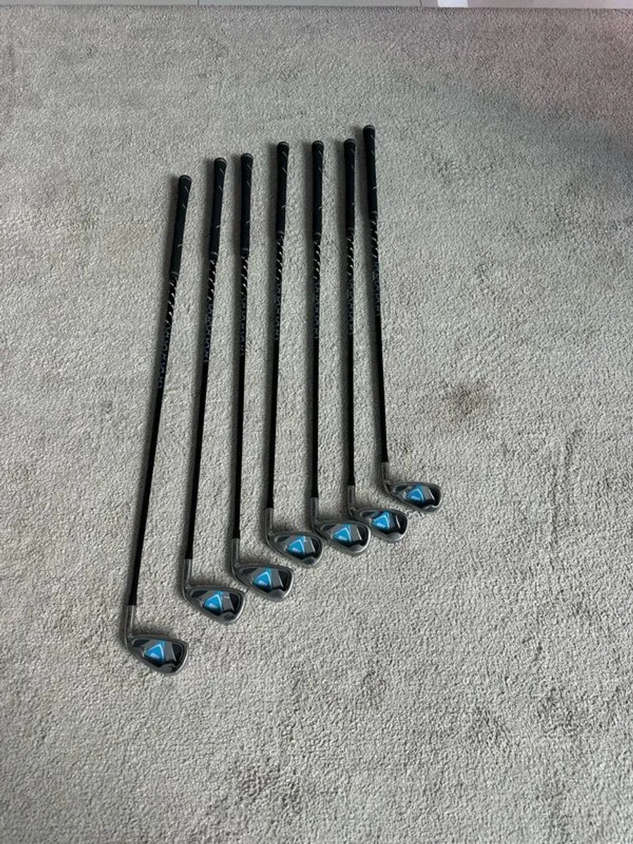 Full set of junior clubs - Image 4