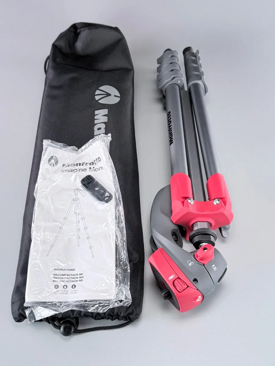 Manfrotto tripod - Image 1