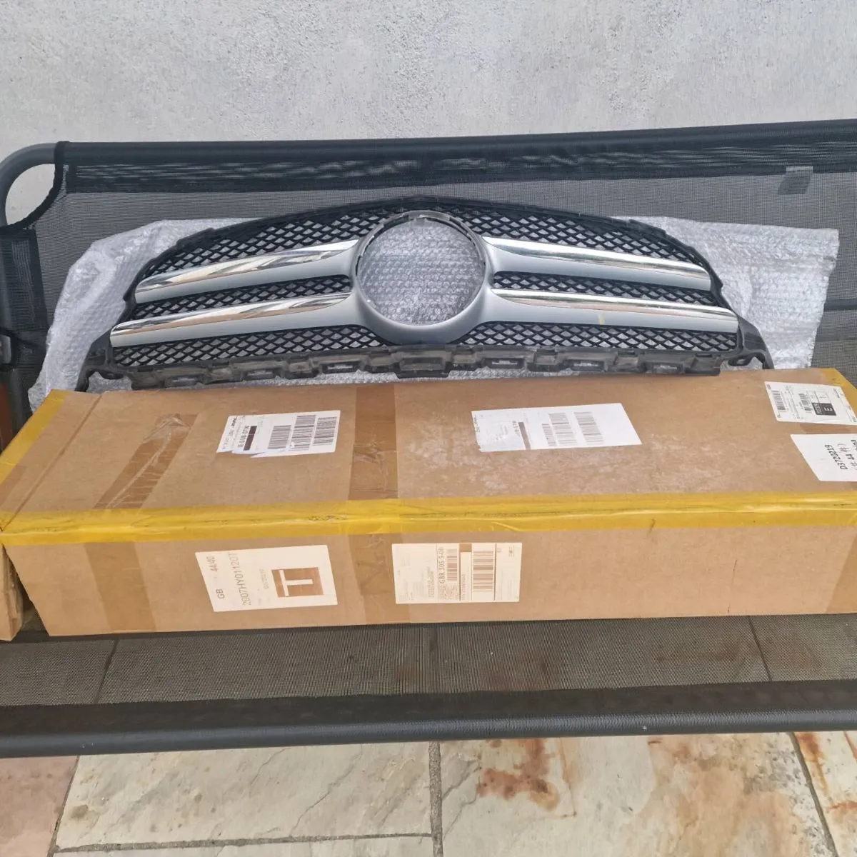 Grill - Image 1