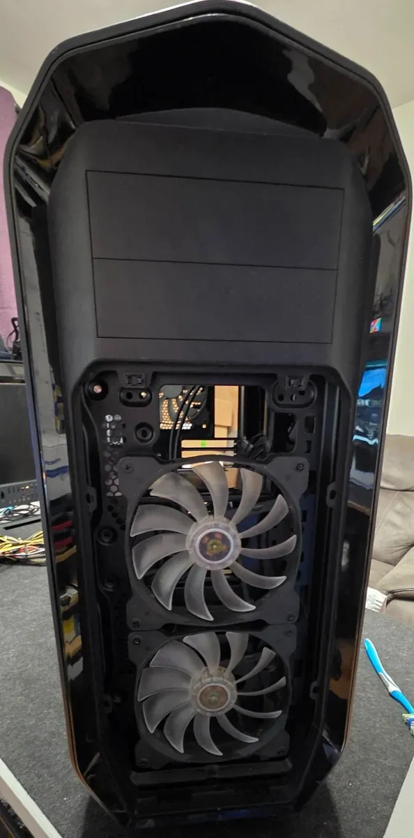 Corsair Graphite Series 780T ATX Full Tower Case - Image 4