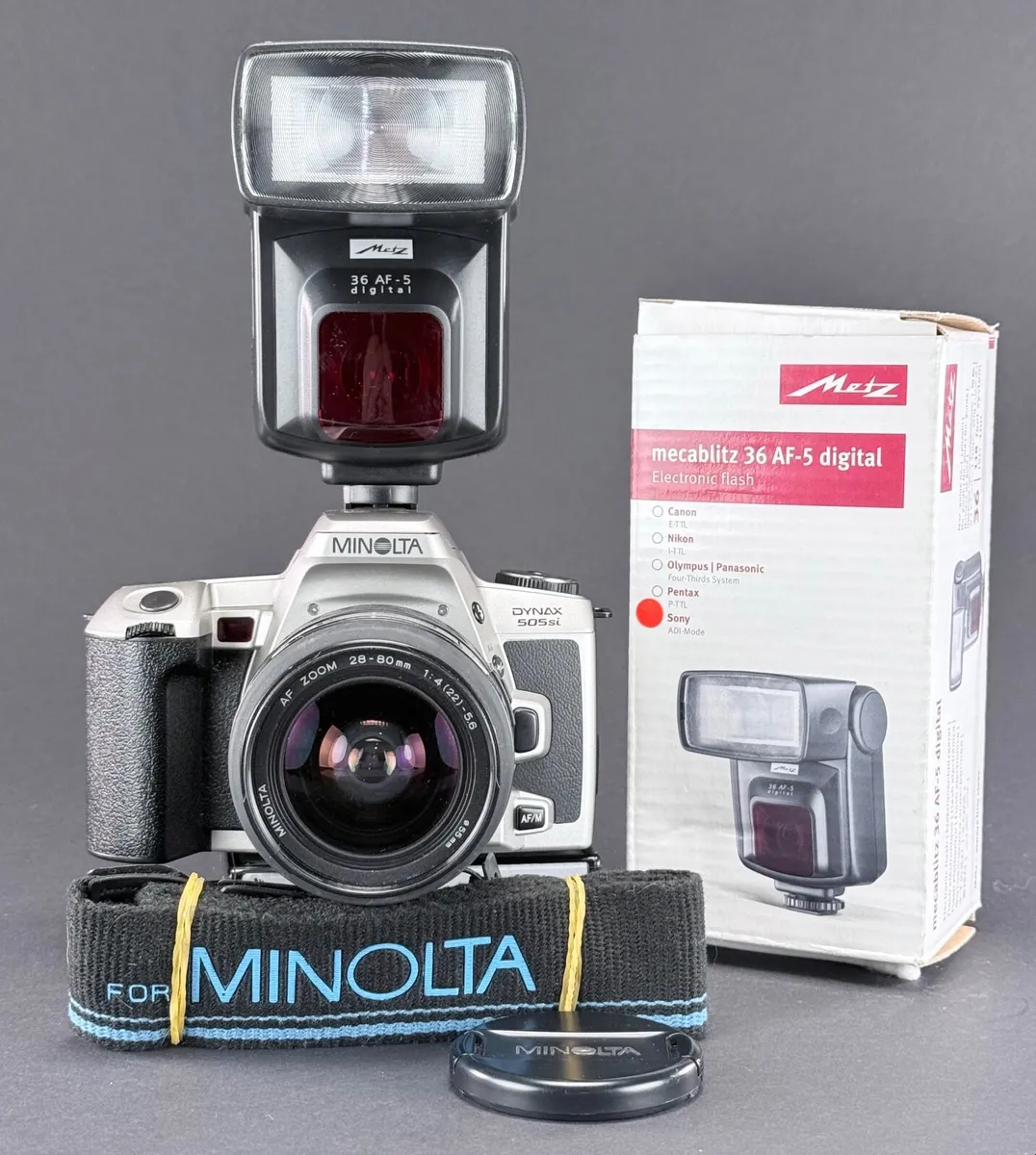 Minolta Dynax 505 si film SLR camera - Image 1